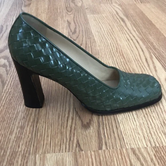 Bottega Veneta Made in Italy Olive green Leather heels, Size 8 1/2 - Picture 6 of 8